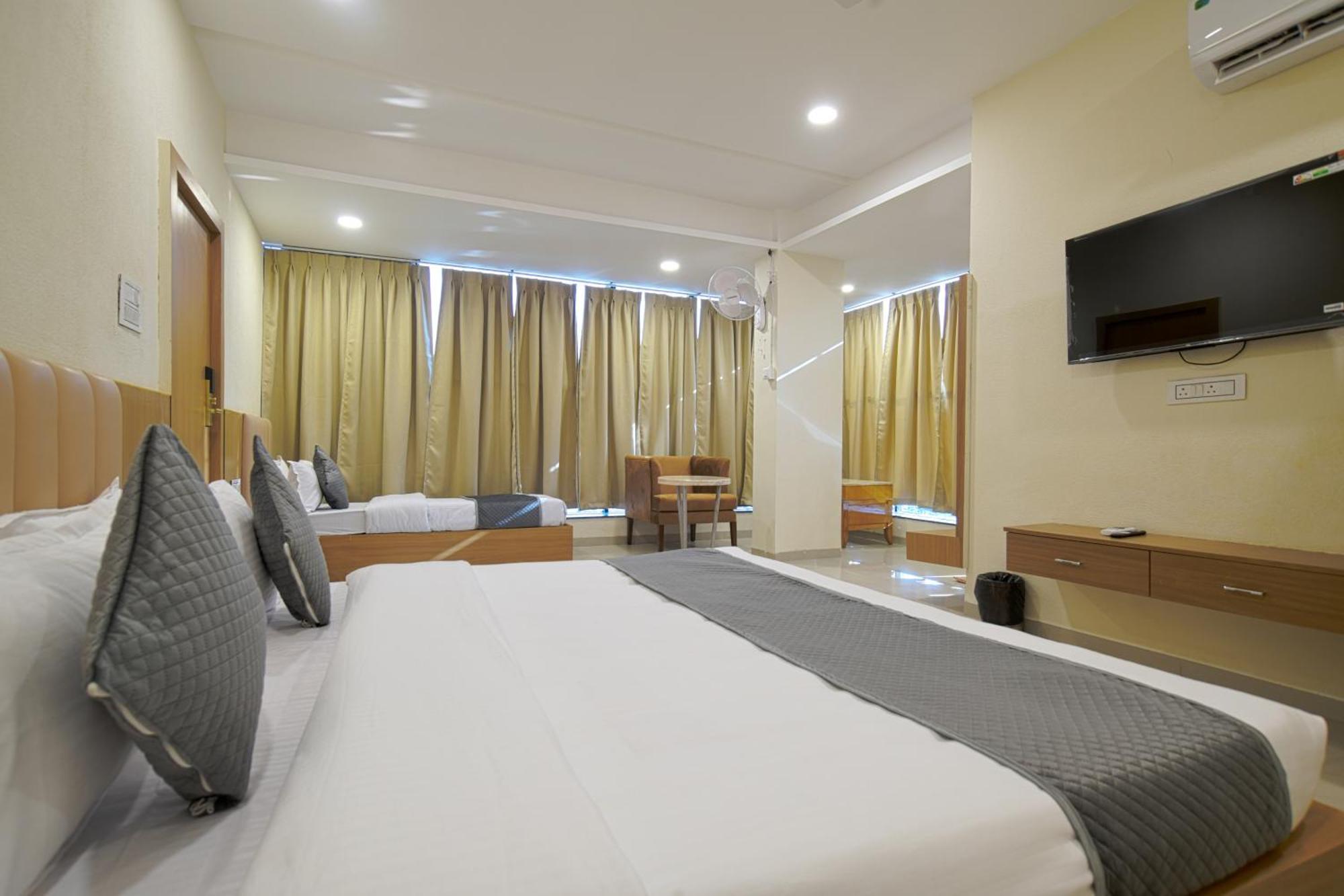 Hotel Shivlok Ujjain Cameră foto
