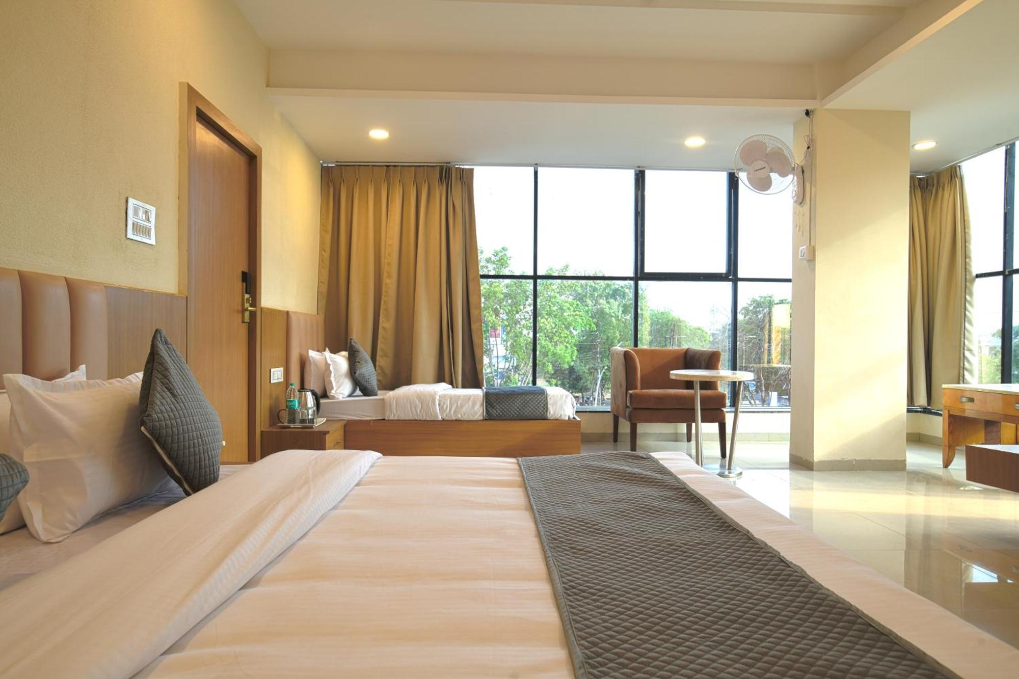 Hotel Shivlok Ujjain Cameră foto
